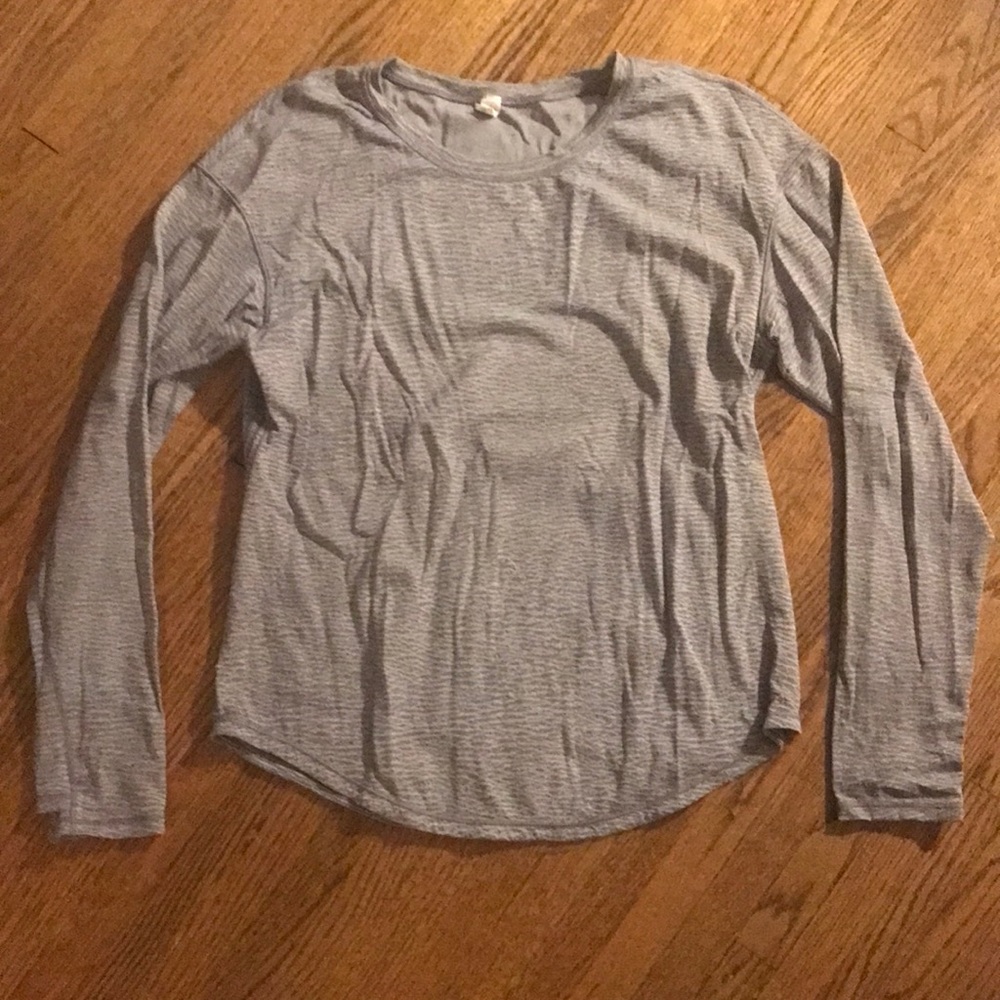 Lululemon long sleeve shirt
